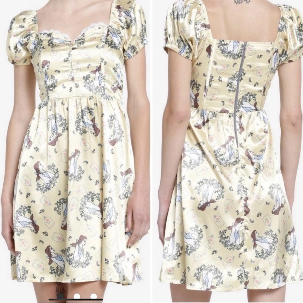 NWT Disney Her Universe Beauty And The Beast Belle Satin Sweetheart Dress Size S